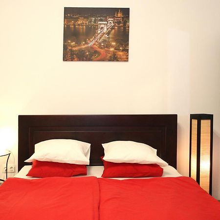 Ariel Studio Close to St. Stephen Basilica Budapest Esterno foto
