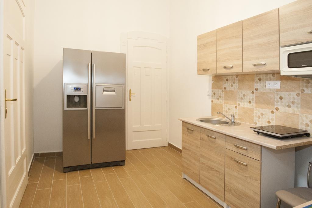 Ariel Studio Close to St. Stephen Basilica Budapest Esterno foto