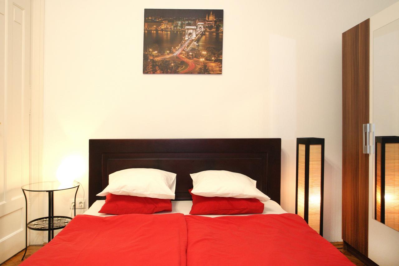 Ariel Studio Close to St. Stephen Basilica Budapest Esterno foto