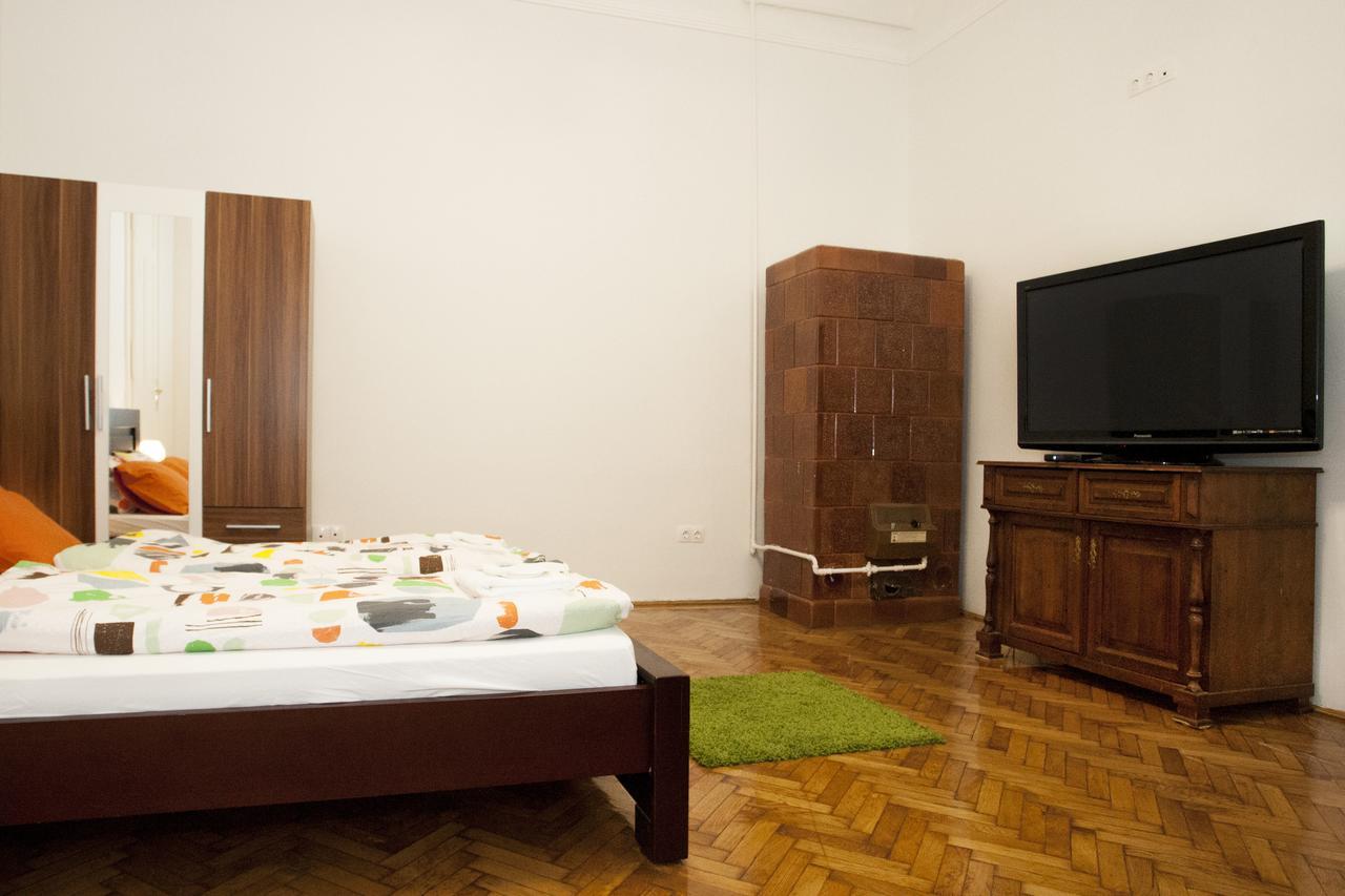 Ariel Studio Close to St. Stephen Basilica Budapest Esterno foto