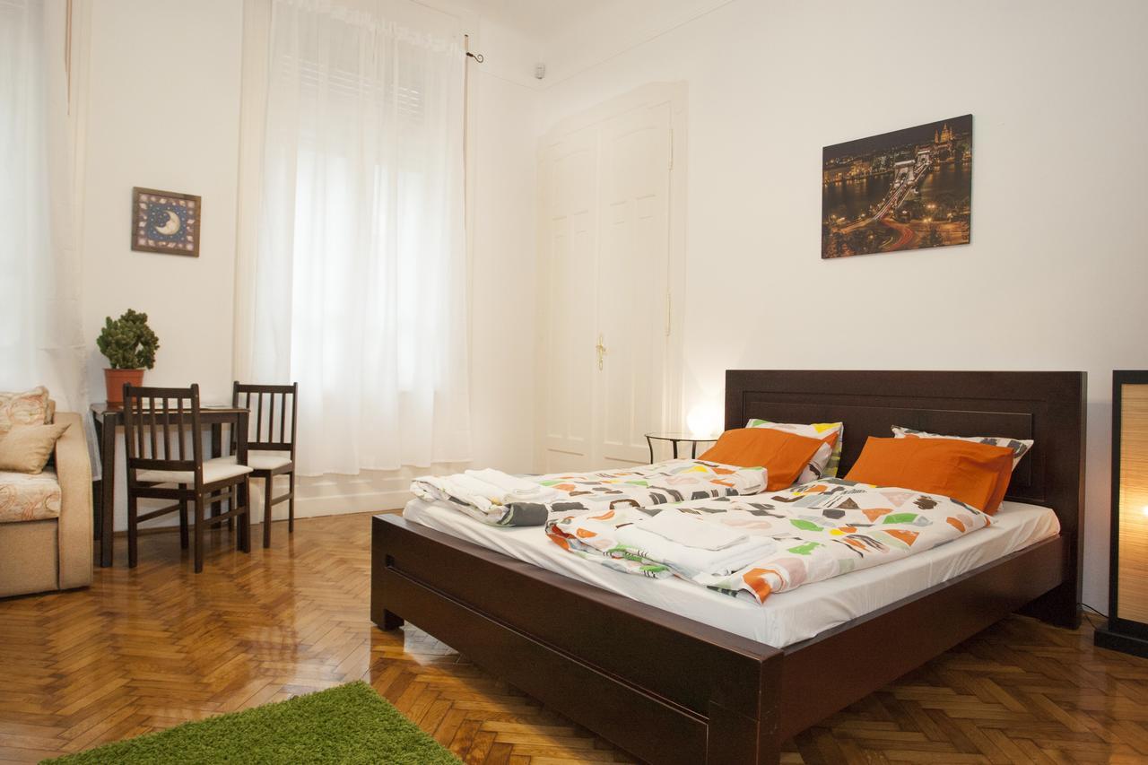 Ariel Studio Close to St. Stephen Basilica Budapest Esterno foto